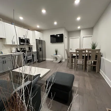 Charming 3Br 2Ba With Private Patio Apartment